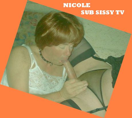 NICOLE SUB COCKSUCKER